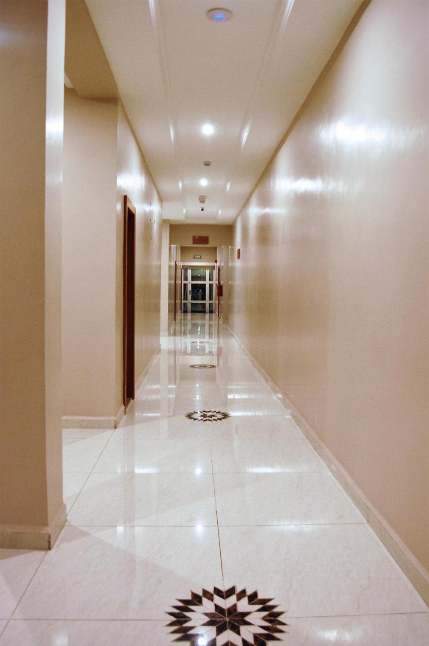 R & K Guest Palace 호텔 카노 외부 사진